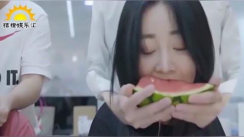 qq吃瓜群晨曦姐姐,晨曦姐姐在QQ吃瓜群的热辣点评