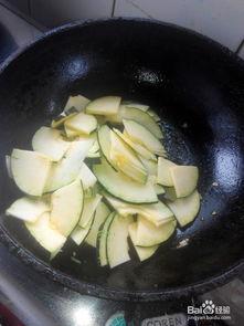 砍瓜可以炒着吃,炒制美味，尽享田园风味