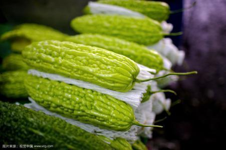 吃瓜系统安然,网络舆论场中的“瓜农”与“瓜田”